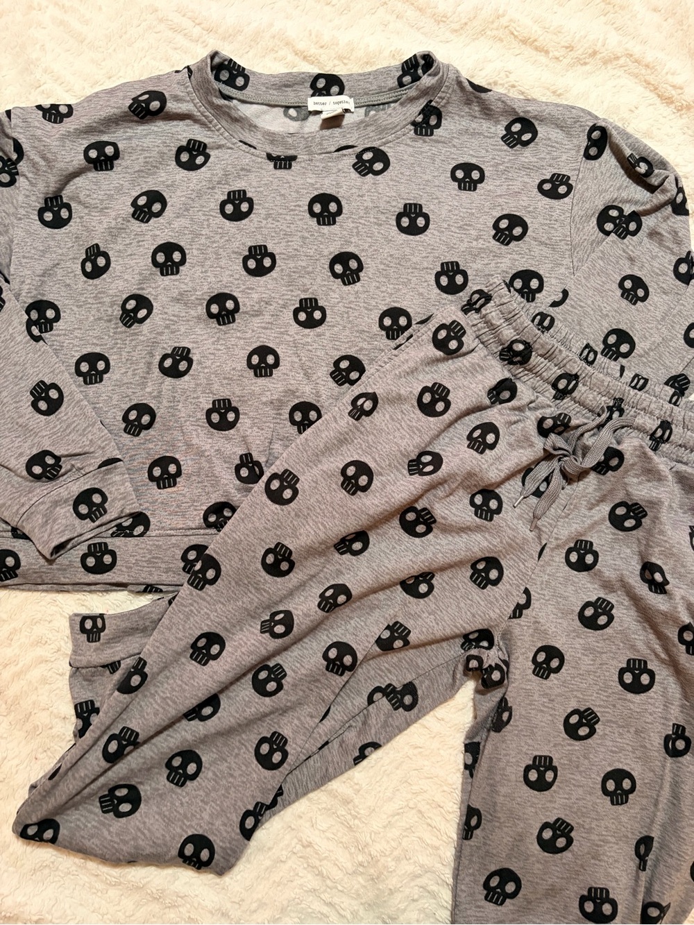 Gray Skull Print Pajama Set